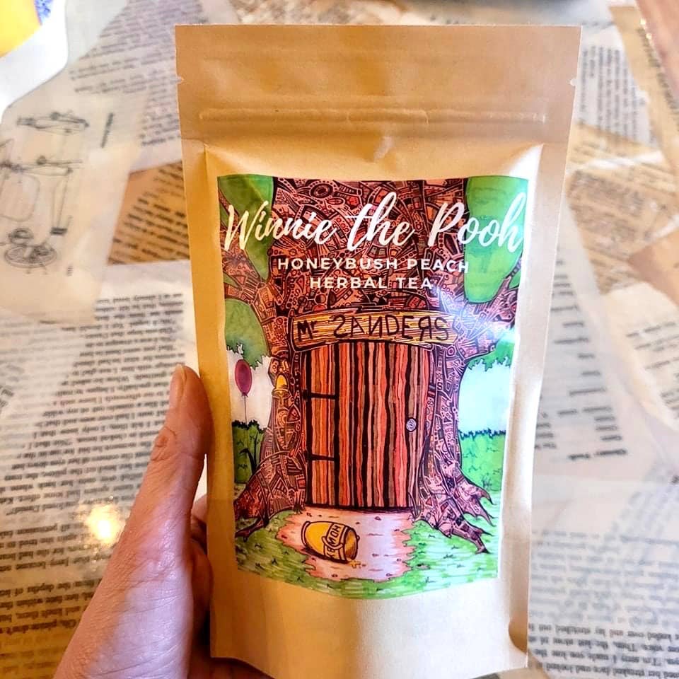 NovelTea Bookstore & Gifts - Vendita all'ingrosso Tè sfusi - Ispirato a Winnie The Pooh - TÈ ROOIBOS alla pesca Honeybush3