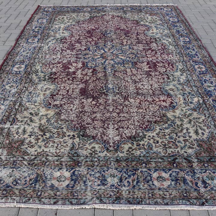 Tapis fait main rouge et beige, tapis patchwork traditionnel 7x10,1 pieds pour la vente par Vintage Rugs Loom