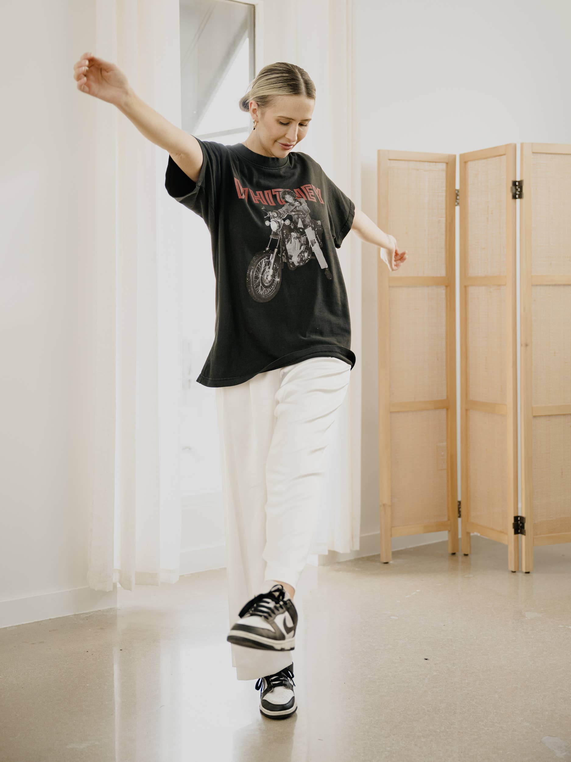 LivyLu - Wholesale T-Shirt (Graphic) - Unisex - Whitney Houston Motorcycle Black Licensed Hi-Dive Tee2