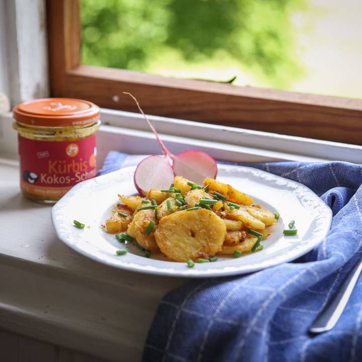 Georgs Bio-Bauern GmbH & Co. Handels KG - Wholesale Butter - Organic Pumpkin-Coconut Lard Pumpkin Spread zero waste1