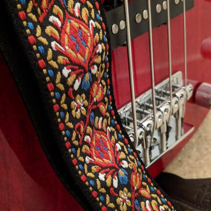 Gradzo - Wholesale Guitar strap – Unisex - Red Vintage Woven Guitar Strap6