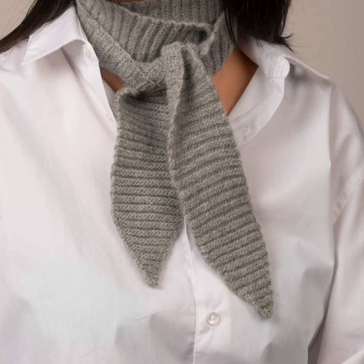 GRIFFON 1924 - Wholesale Scarf - Women's - Mini Scarf - Britt#192