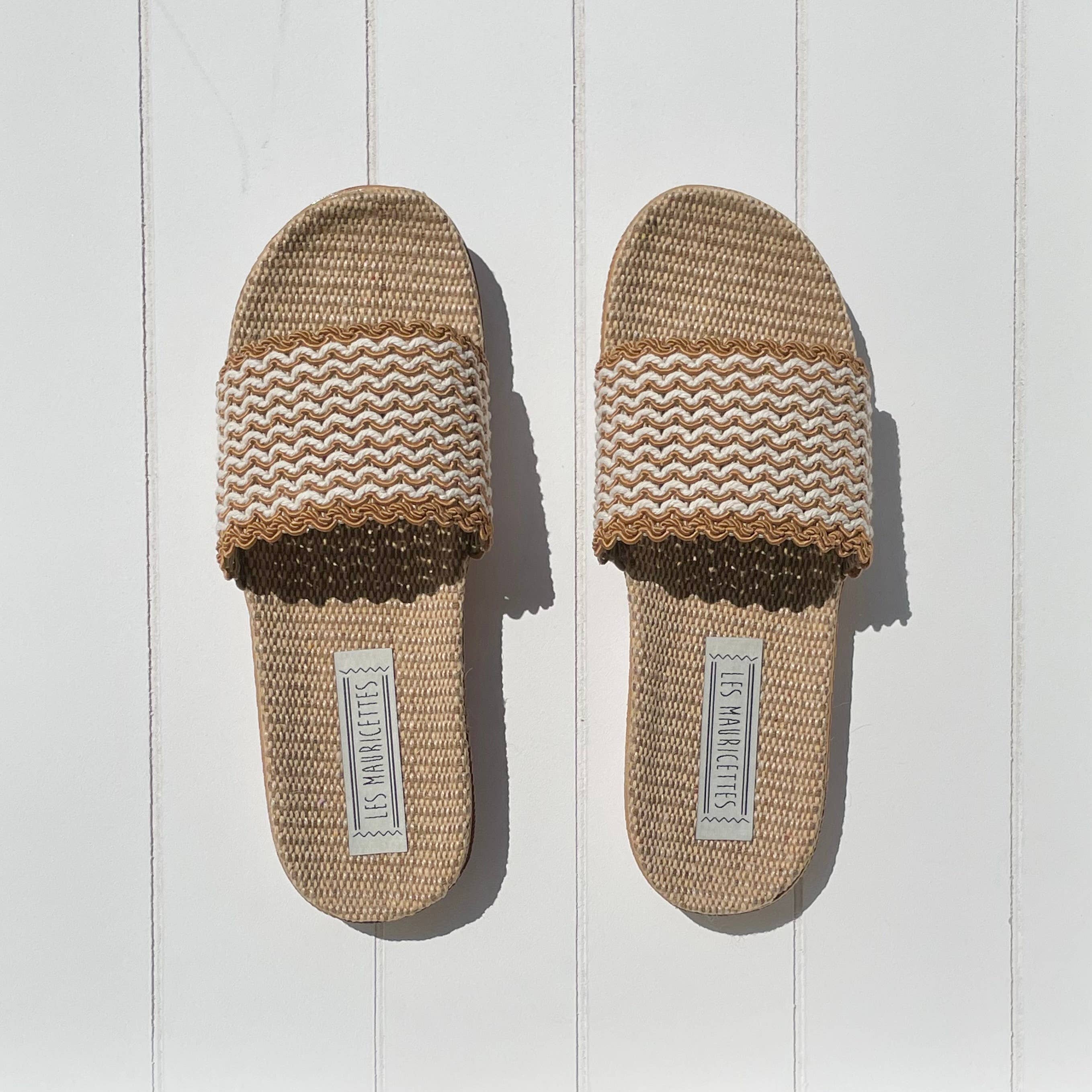 LES MAURICETTES - Vendita all'ingrosso Sandali - Donna - Ciabatte Mauricettes color senape di Annie