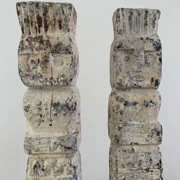 Kayu Living Bali - Venta al por mayor Escultura - Estatua de Madera Sumba con Base Metálica