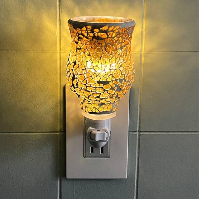 Heavenly Scents - Wholesale Wax warmer - Bijou Fragrance Vase™ Eco-Friendly Wax Warmer with LED Glow4