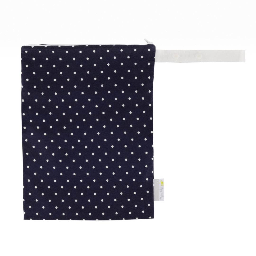 Itzy Ritzy - Wholesale Wet Bag - Kids & Baby - Travel Happens™ Medium Wet Bags on Faire.com