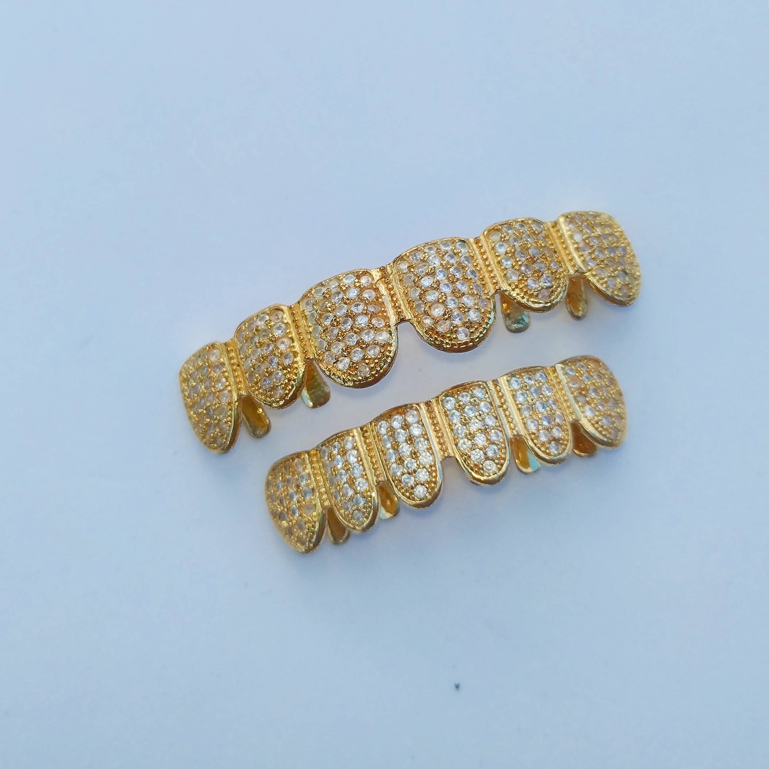 GB Jewelry - Wholesale Jewelry - Men's - 18K Gold Diamond Grillz1