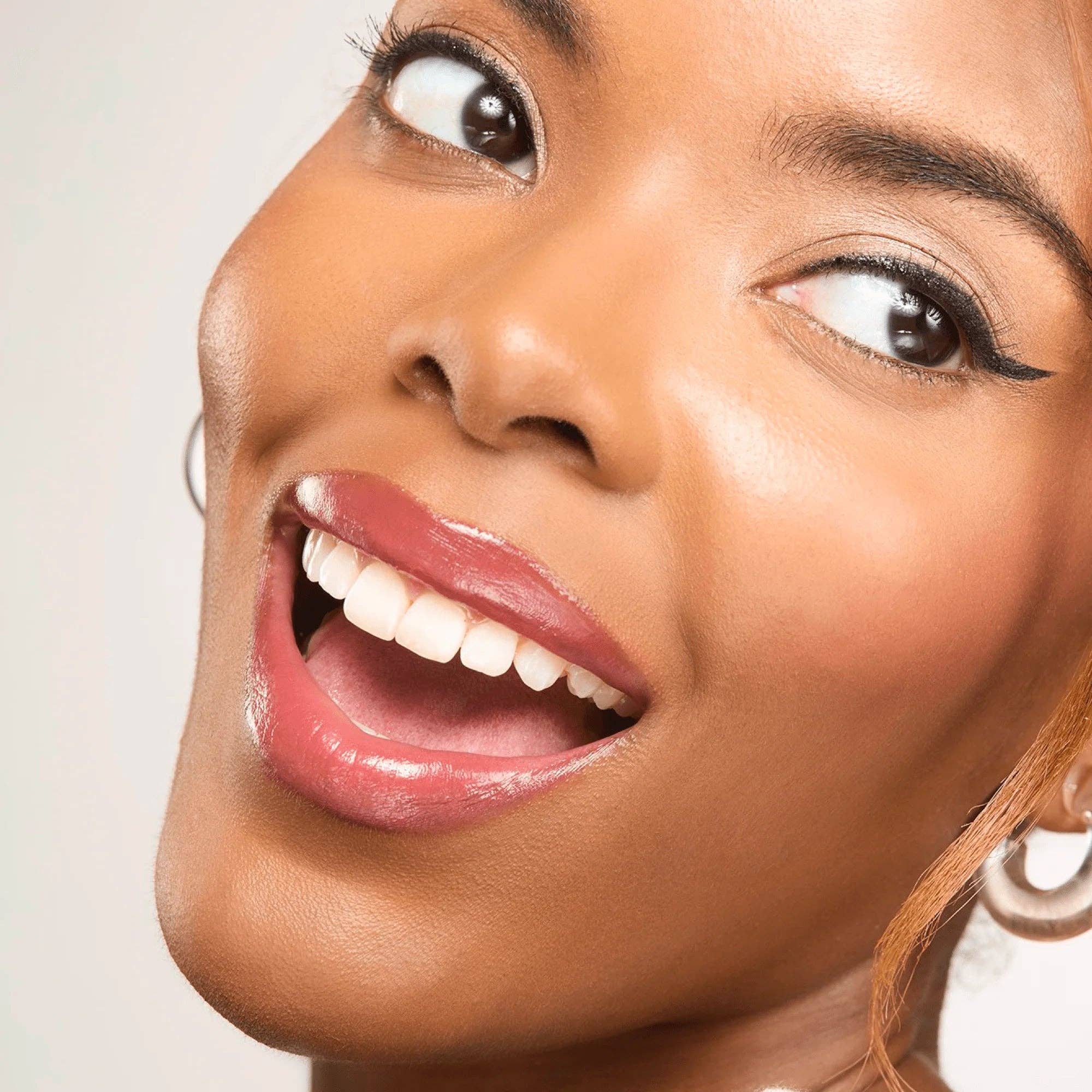 Beauty Goddess - Wholesale Lip Gloss - Gerard Cosmetics Color Your Smile Lip Gloss - Passion2