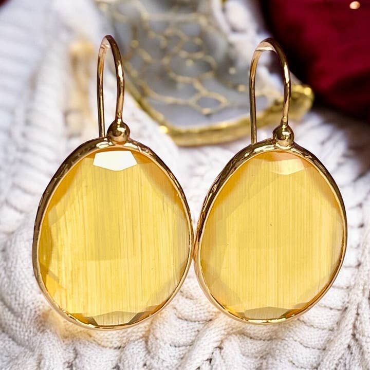 "MIAMI" oorbellen van natuurlijke gele Agaat verguld met fijn goud voor wholesale door TOURMALYN