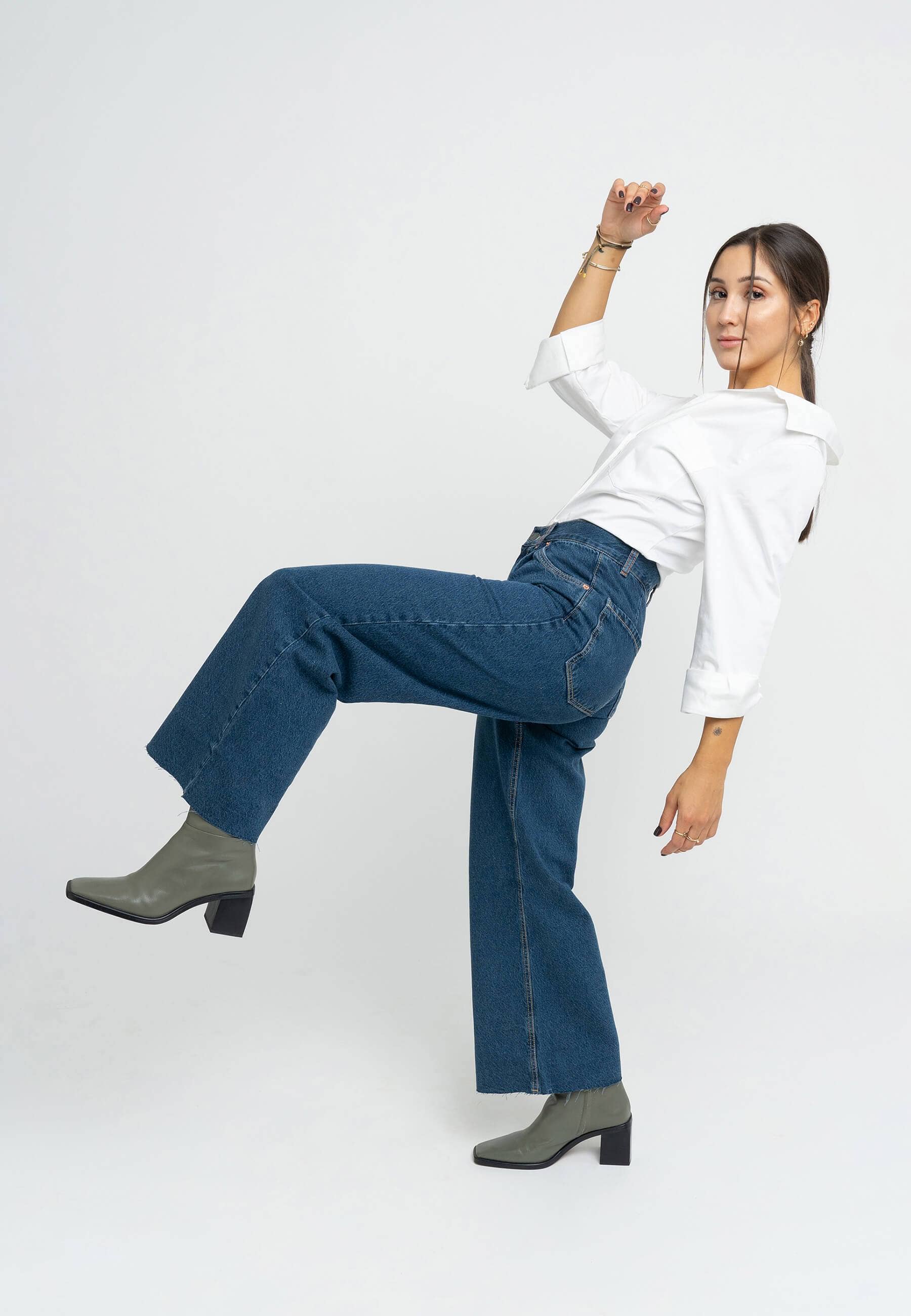 NOWA Jeans - Wholesale Jeans - Women's - Wide Leg Details1