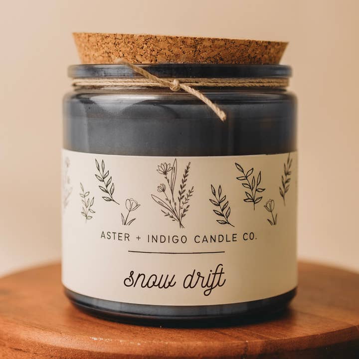 Aster + Indigo Candle Co. - Vente Bougie en bocal - Neige Envolée | NOUVEL Hiver | Bougie de Noël0