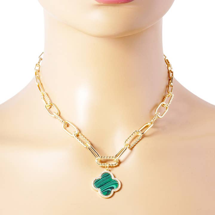 Sensibling Corp. - Wholesale Pendant/Charm Necklace - Gold Dipped Quatrefoil Pendant Paperclip Chain Necklace
4