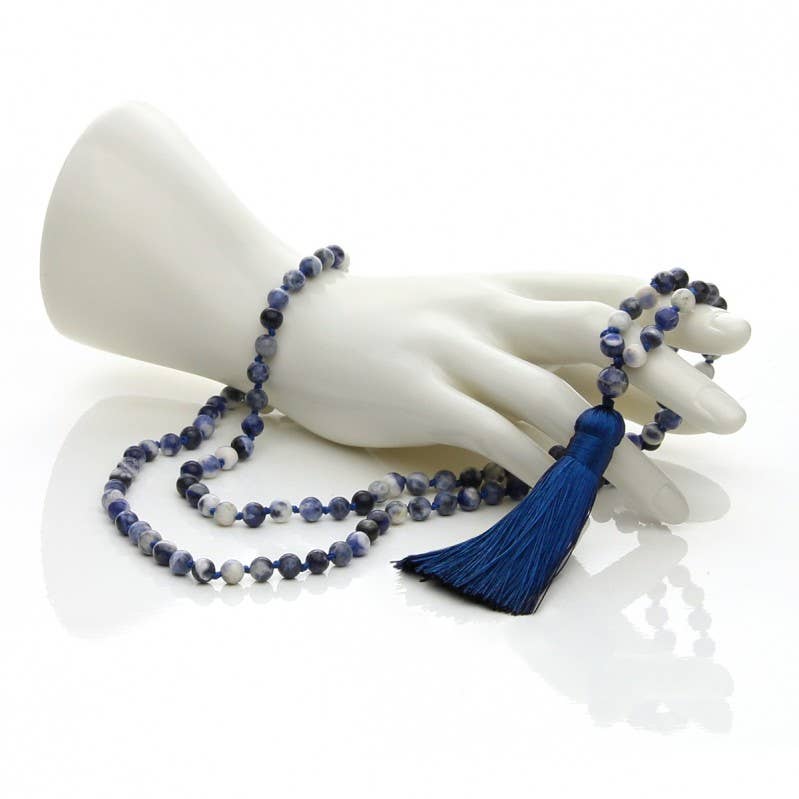 UniArt – wholesale Bönehalsband – Knutna mala pärlor av sodalit0