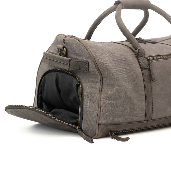 Grå 45L Canvas Weekender för wholesale på Faire13