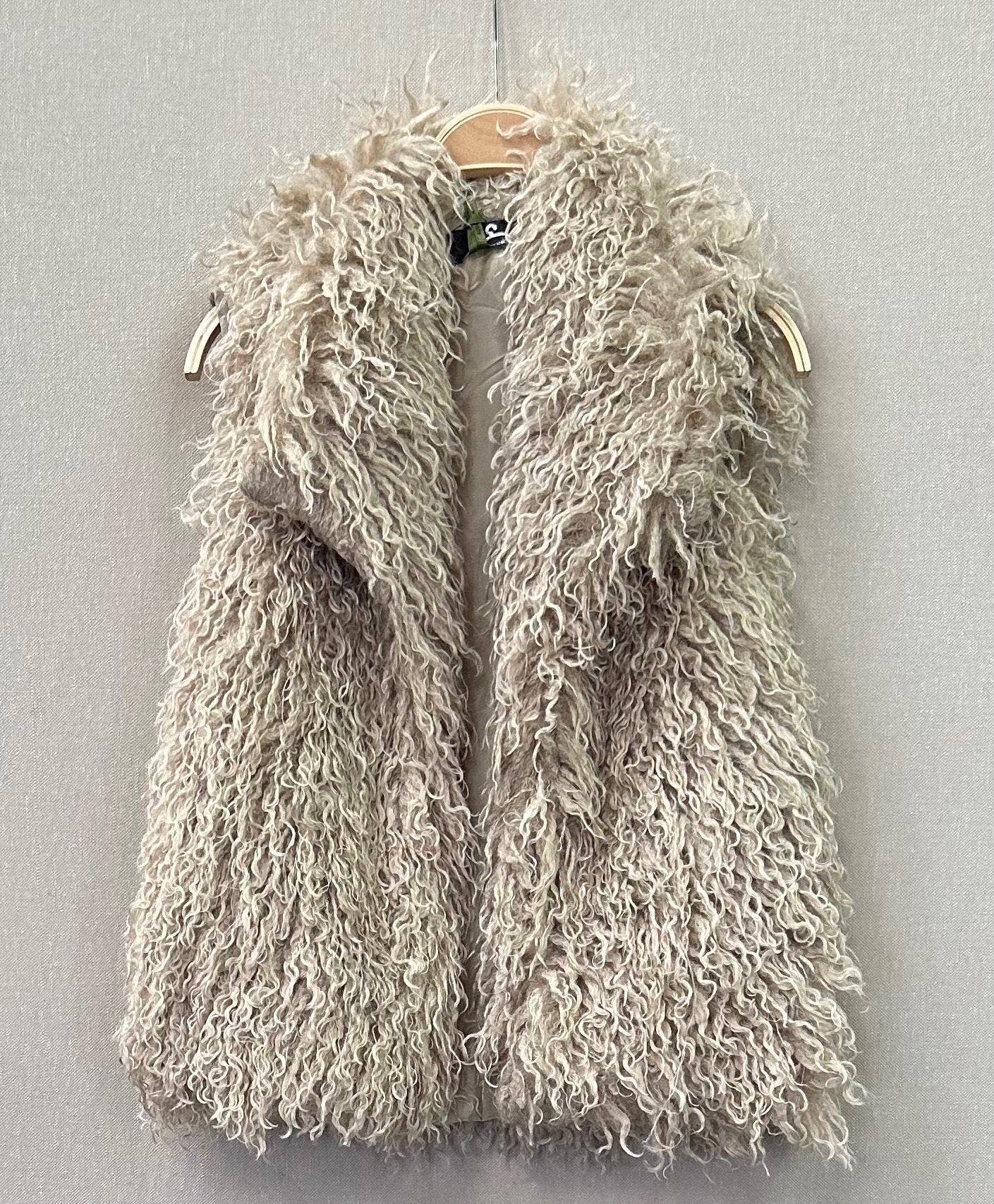SWEET MAGIC MODA Y COMPLEMENTOS - Wholesale Outerwear Vest - Women's - FAUX FUR VEST3