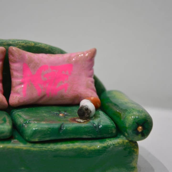 House of Savage - Wholesale Sculpture - SAVAGE GRAFFITI COUCH12