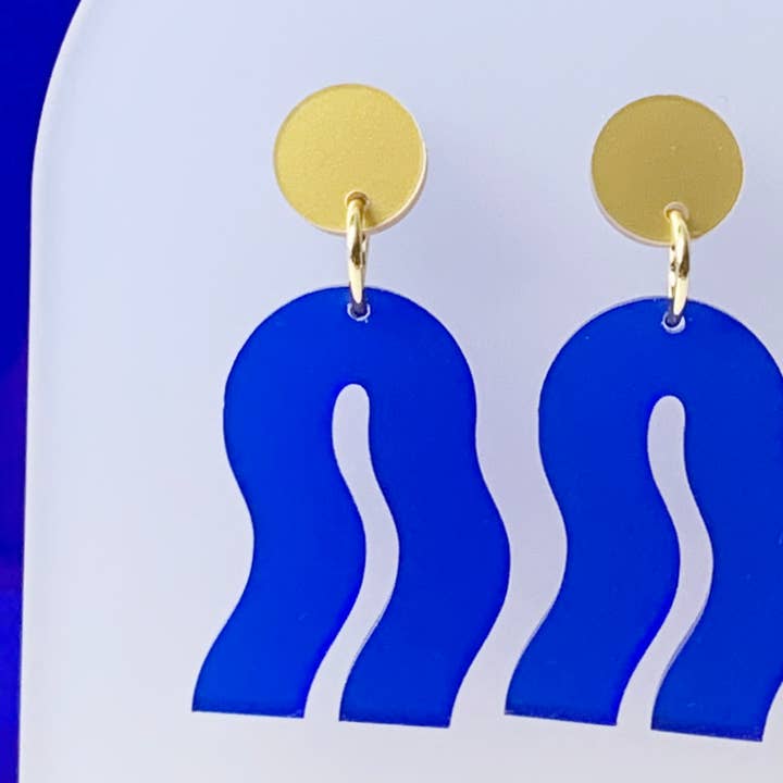 Gerecycleerde plastic oorbellen SPECTRAL BLUE voor wholesale door mimimono