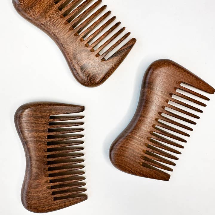 Smile Boutiques - Wholesale Hair Brush/Comb - Eco-Friendly Natural Sandalwood Detangling Comb