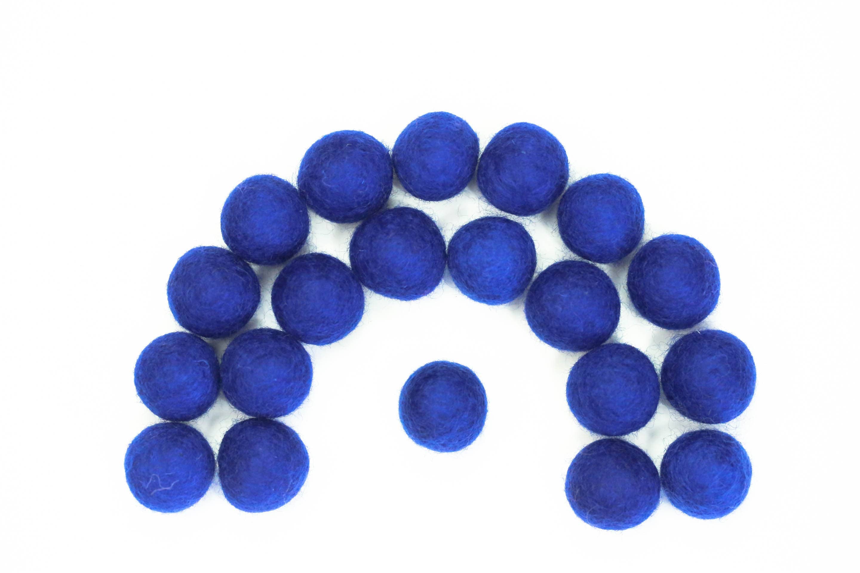 The Felt Pod - Wholesale Craft Supplies - 2.5 cm Felt Balls 100 Pieces -for DIY Garland Wool Beads4