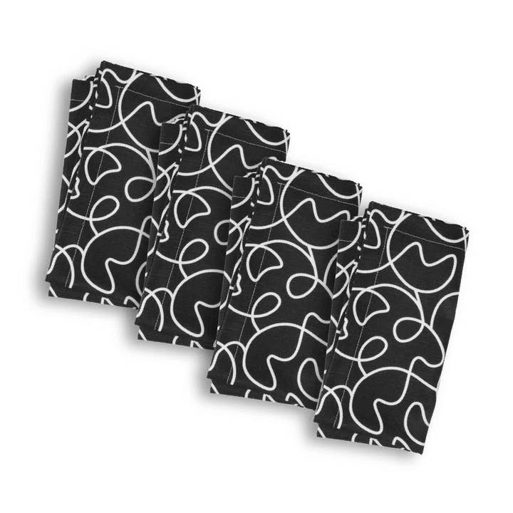 Set di 4 tovaglioli in finta tela bianco e nero con motivo ondulato per la vendita all'ingrosso da parte di Elizabeth Sutton Home
