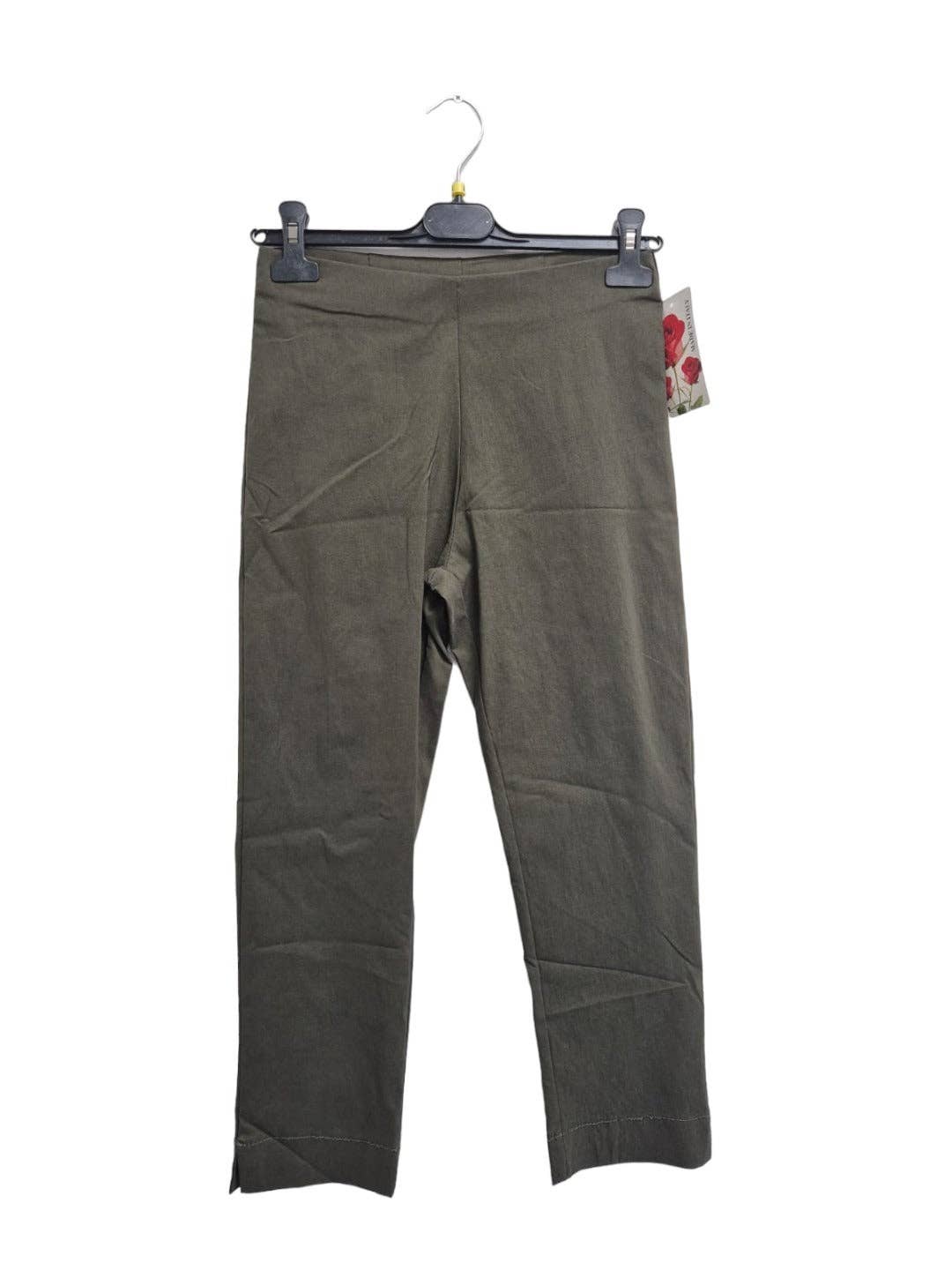 Miss Bold - Vendita all'ingrosso Pantalone - Donna - Pantaloni Capri in tinta unita italiana0