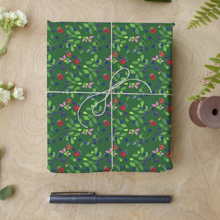 Merry Bear Wrapping Paper & Gift Tag Set for wholesale by Natasha Zahn Studio