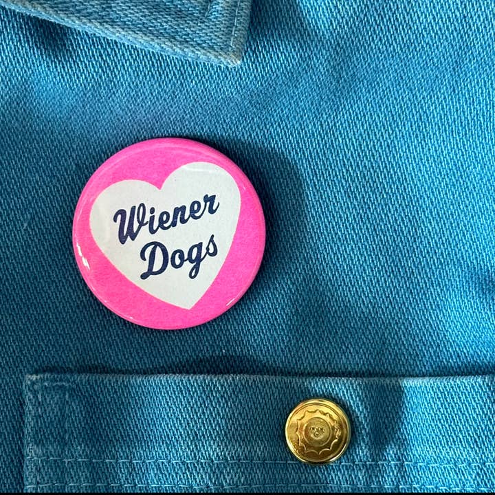 World Famous Original - Wholesale Lapel Pin/Button - I Love Wiener Dogs Button2