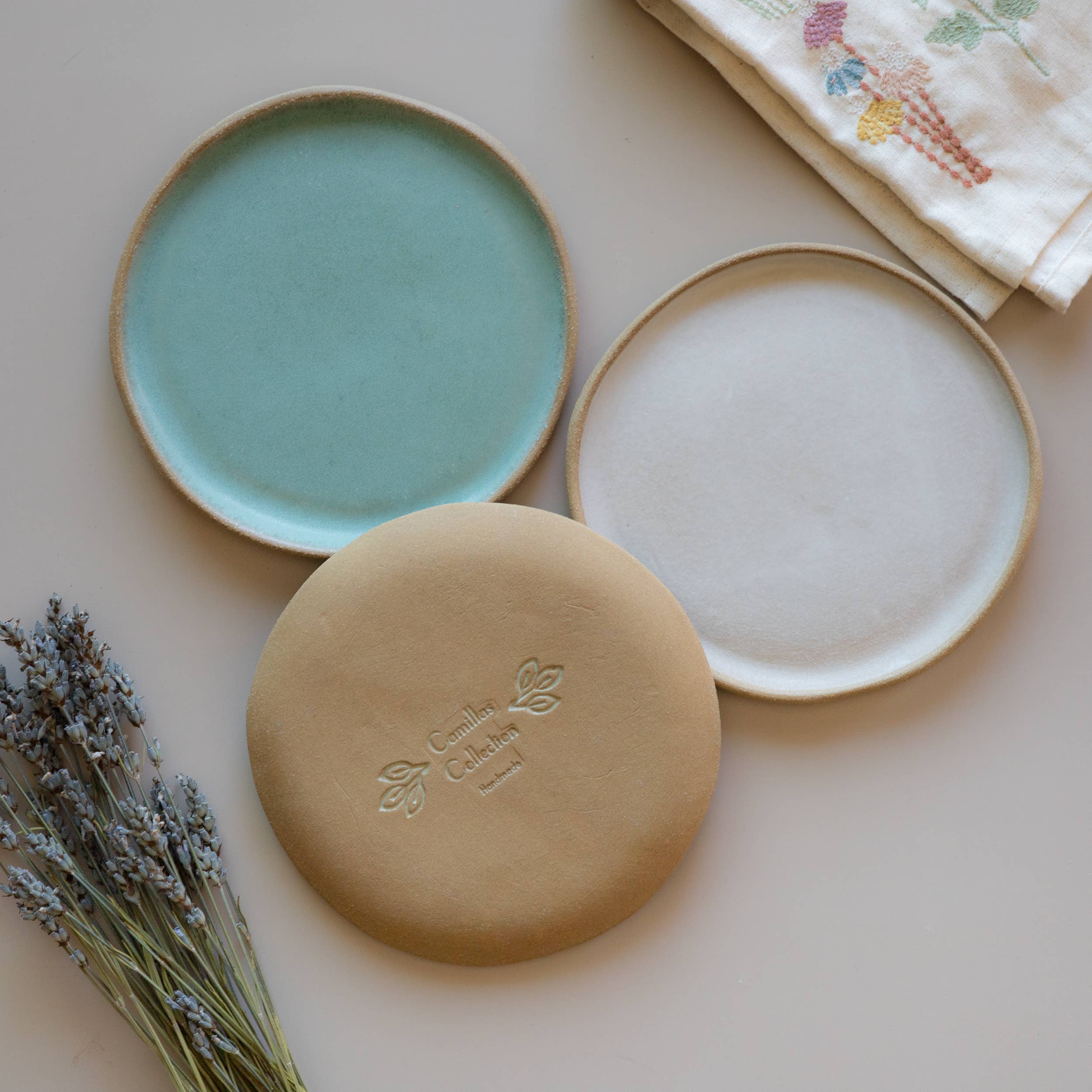 Camilla's Collection – wholesale Förrättsservering – Förrättstallrikar Små 6" Keramikservis | Handgjorda3