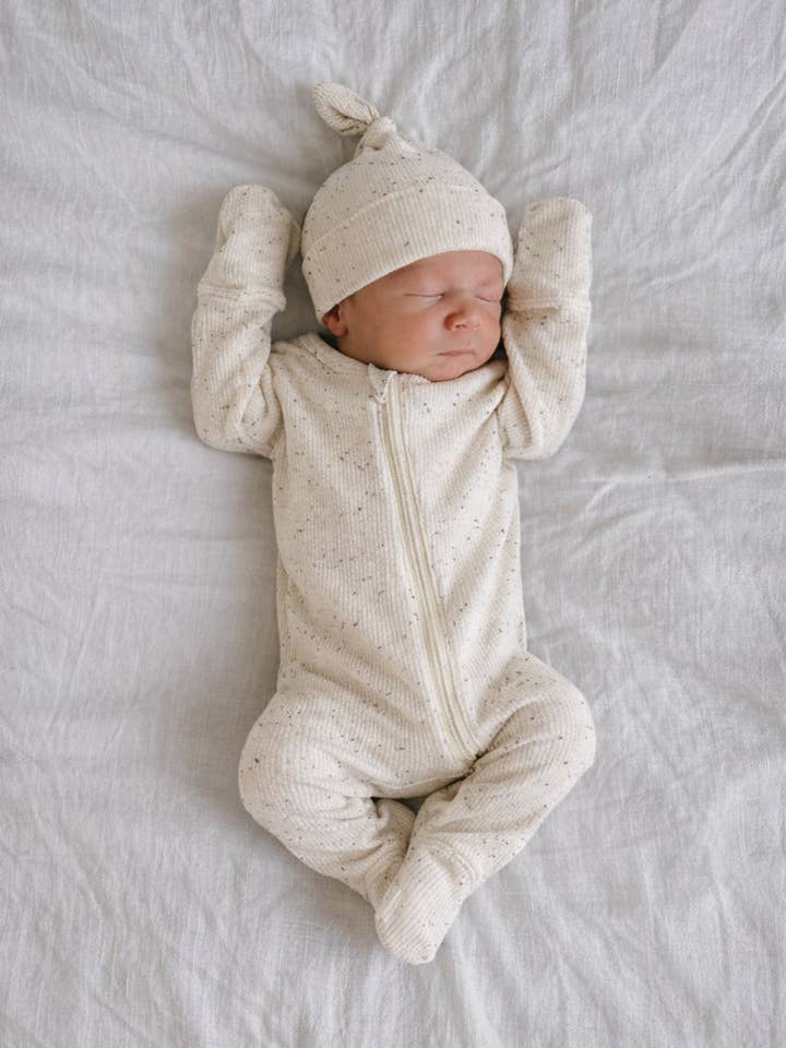 Crème Spikkel / Geribbelde 2-Weg Rits Voetpakje voor wholesale door SIIX Collection