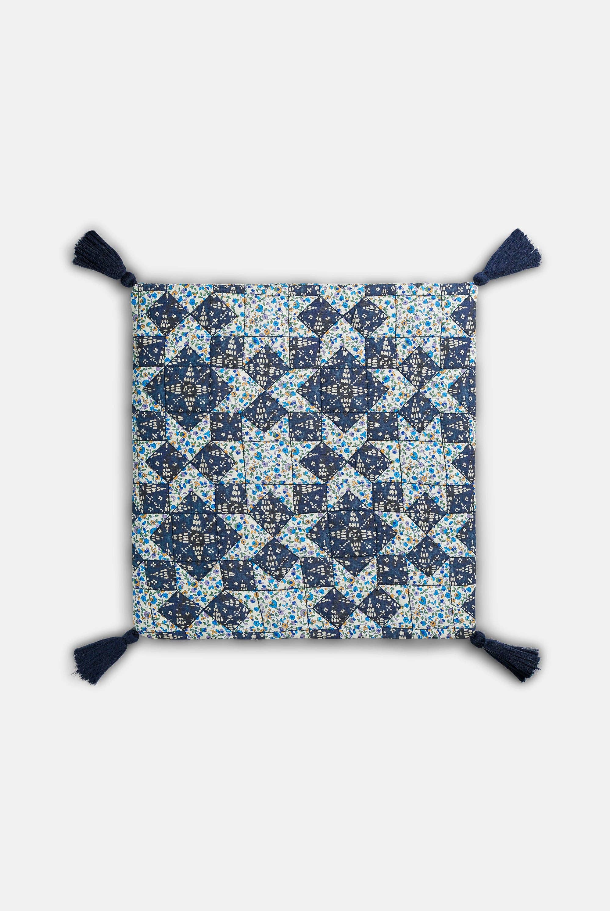 Mid Star Patchwork Jimo Cushion Cover for wholesale on Faire4