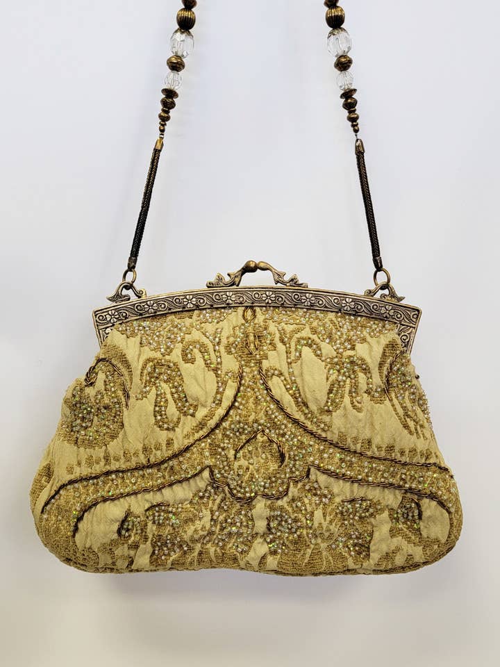 VINTAGECLASSIC TAPESTRY EMBROIDERED BAG #21042 for wholesale by Ricki designs