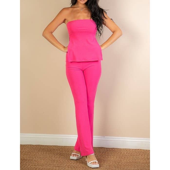 Paperdoll - Vente Ensemble haut et pantalon (PAS d'intérieur) - Femme - Ensemble haut bandeau à fente latérale et pantalon évasé0