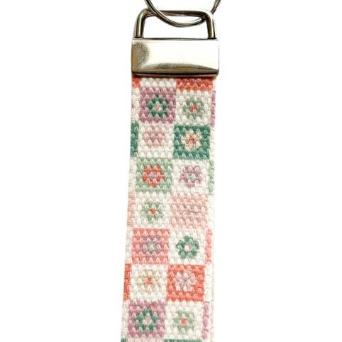 LilyAnn Cove - Wholesale Keychain - Women's - Spring - Cotton Wristlet Keychain Lanyard key fob