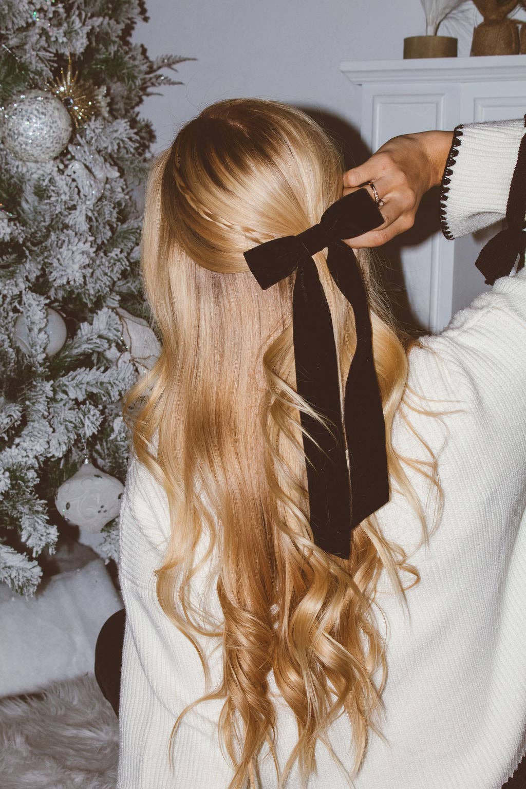 Shop Andi – wholesale Hair bow – Women’s – Velvet Long Bow Barrette4