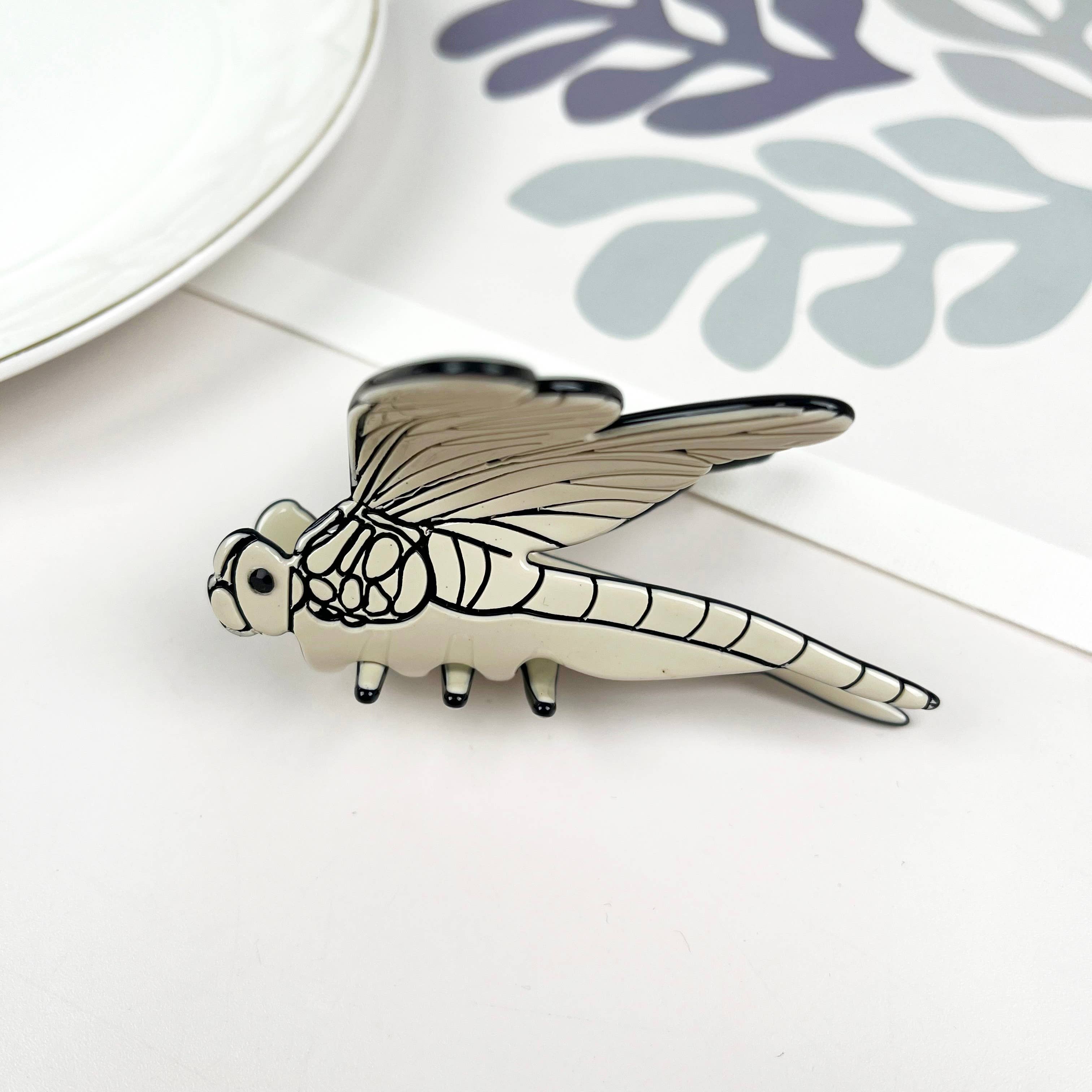 TheDivaSoap – wholesale Hair clip – Women’s – Acetate Dragonfly Hair Clip, Animal Claw Clips0