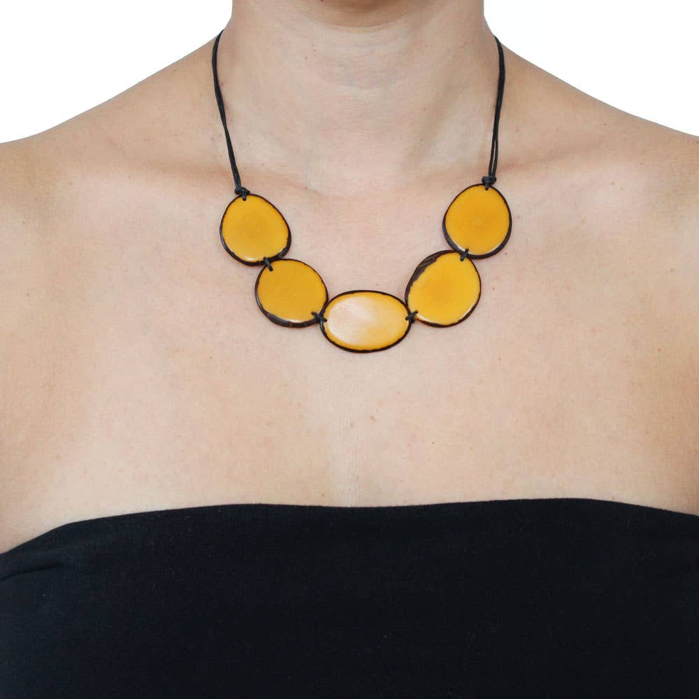 Muichic Natural Jewelry – Großhandel Perlenkette – Chips Tagua Halskette, handgefertigt, Fairtrade, leicht19