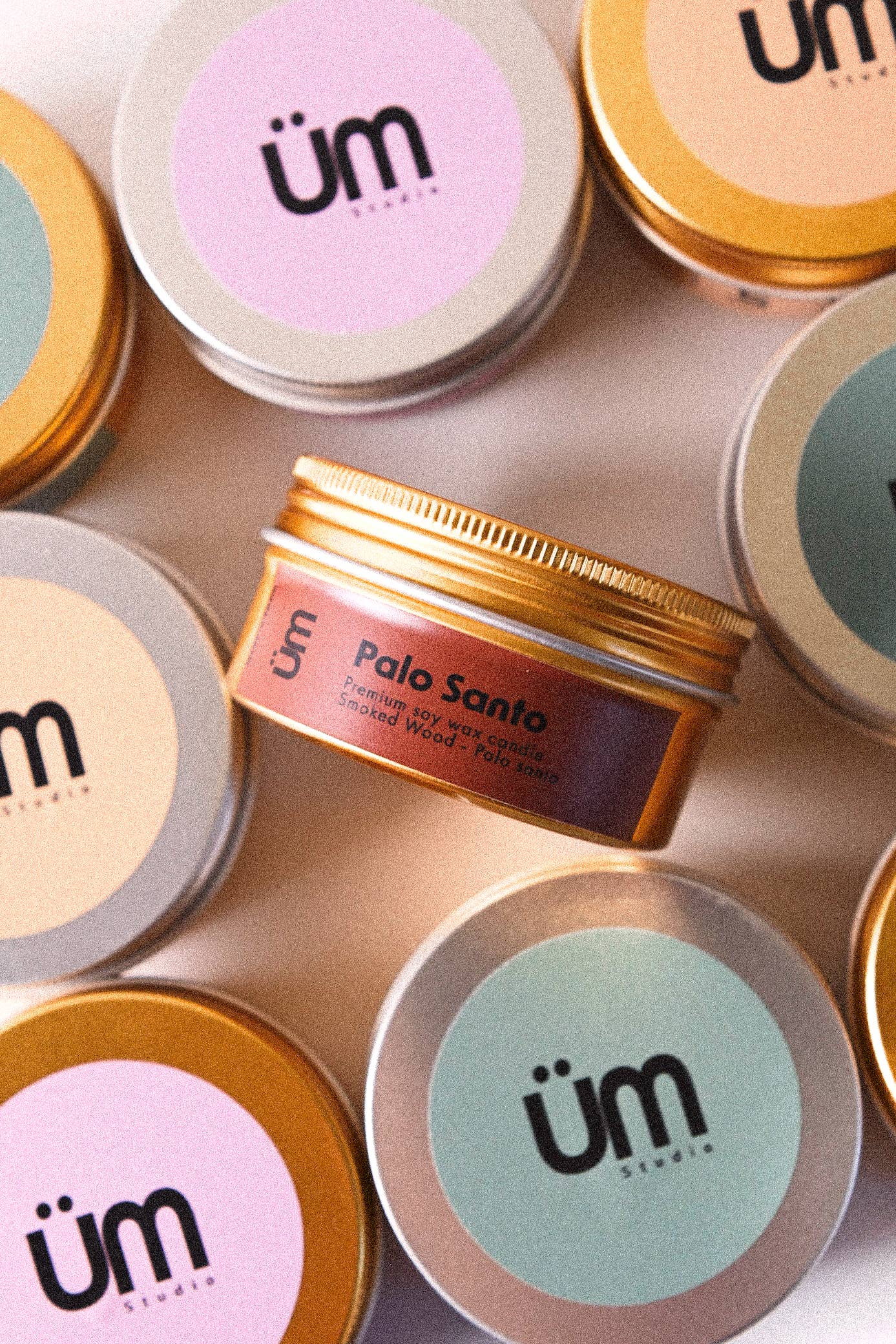 Studio ÜM - Venta al por mayor Vela aromática de viaje - Vela de viaje en lata con aroma a Palo Santo0