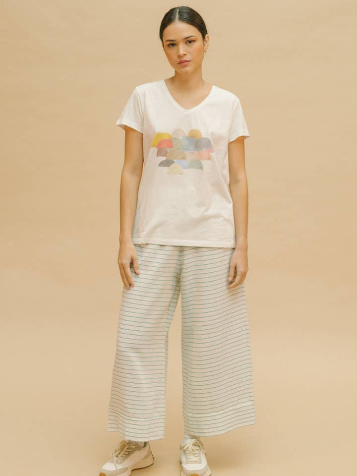 PAN Producto Básico - Wholesale Coat - Women's - White pants with green stripes3