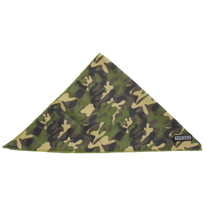 BANDANA POUR CHATS : Cool Cat Camo pour la vente par Little Kitty Co.
