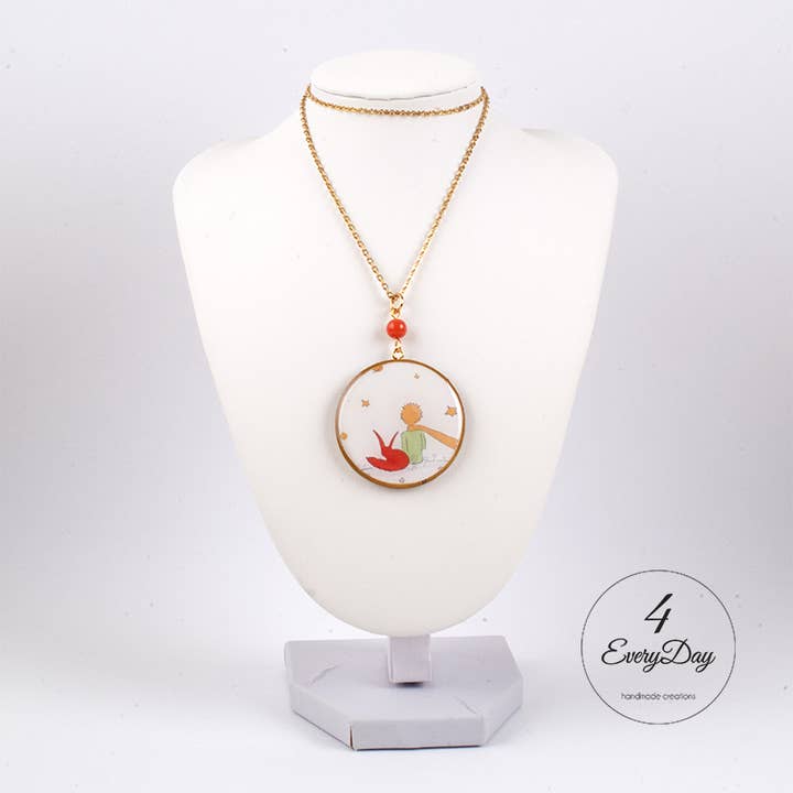 Wood and resin medallion Little Prince orange for wholesale by 4everyday Handmade
