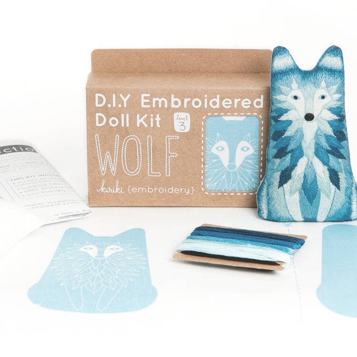 Kiriki Press - Wholesale Embroidery/Cross Stitch Supplies - Wolf - Embroidery Kit