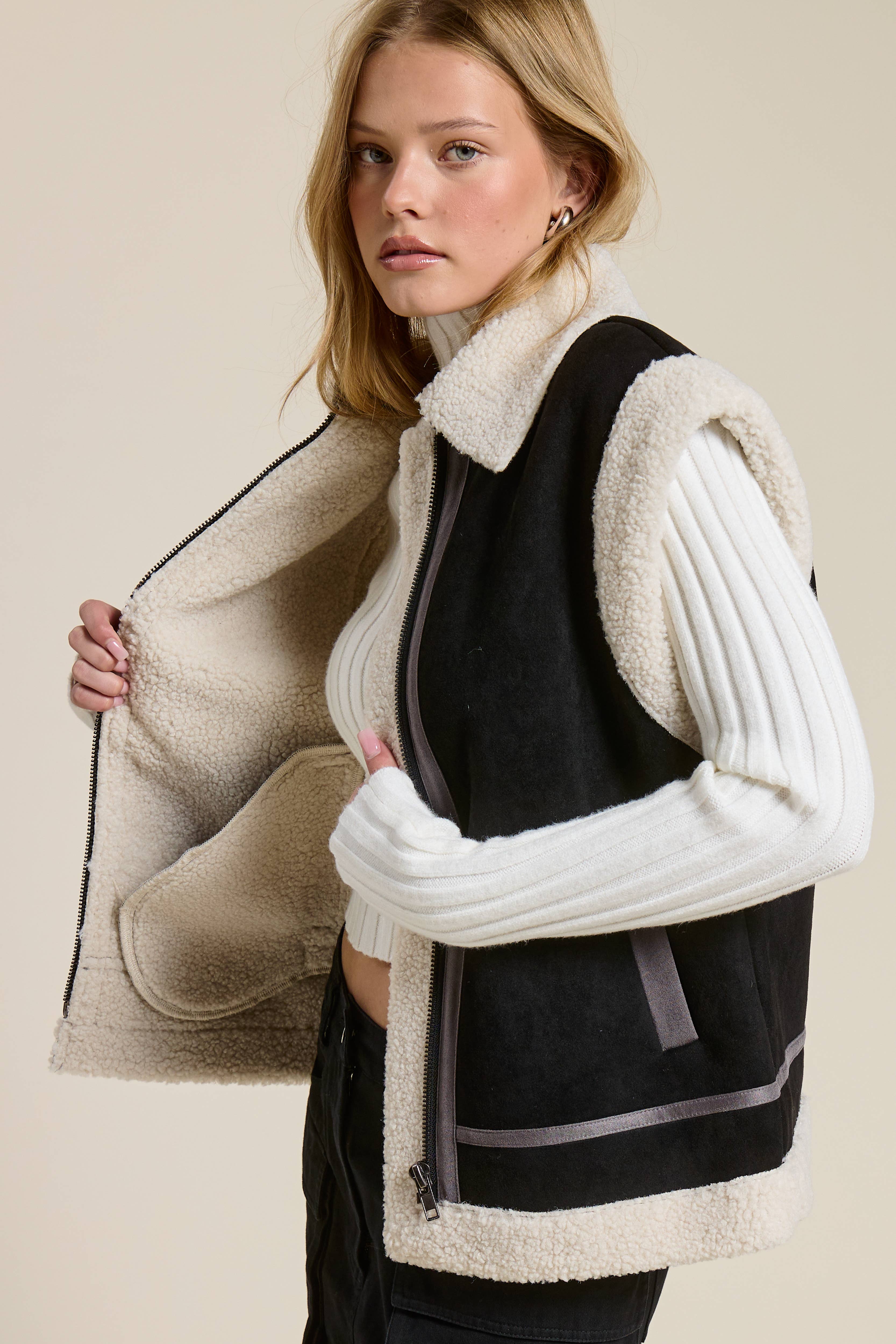 Mimosa - Wholesale Outerwear Vest - Women's - Faux Suede Shearling Vest Jacket10