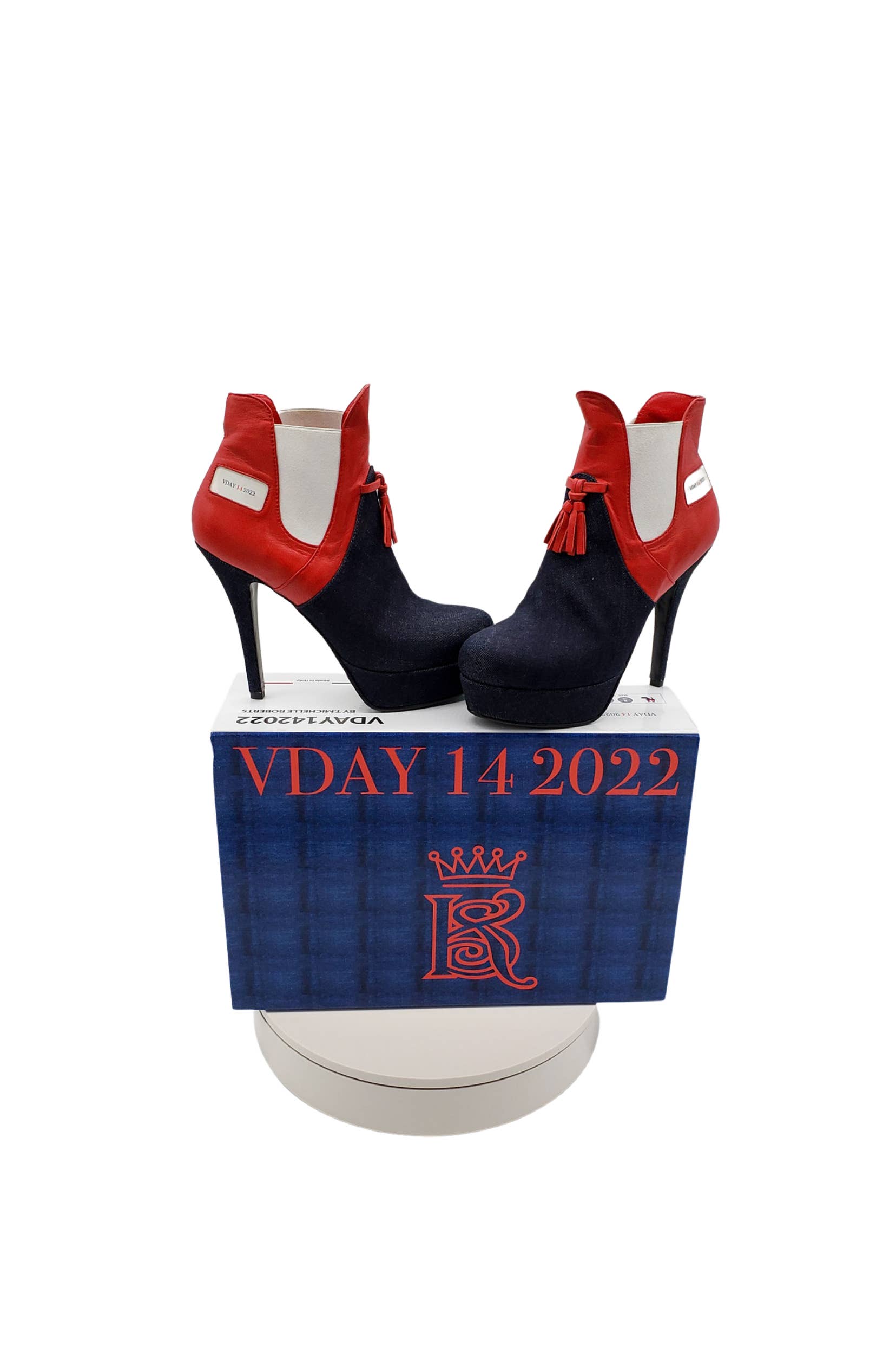 Kimsha Wear LLC – Salto alto - Mulher por atacado – BOMBA DE PLATAFORMA BORLAS VERMELHO/JEAN1