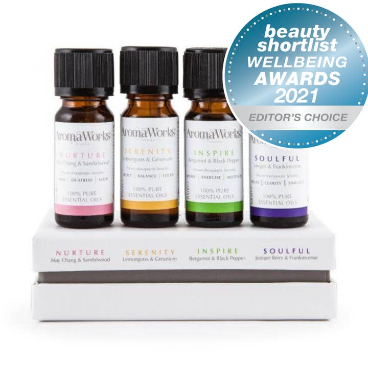 Oli essenziali Signature Range 10 ml x 4 per la vendita all'ingrosso da parte di AromaWorks London