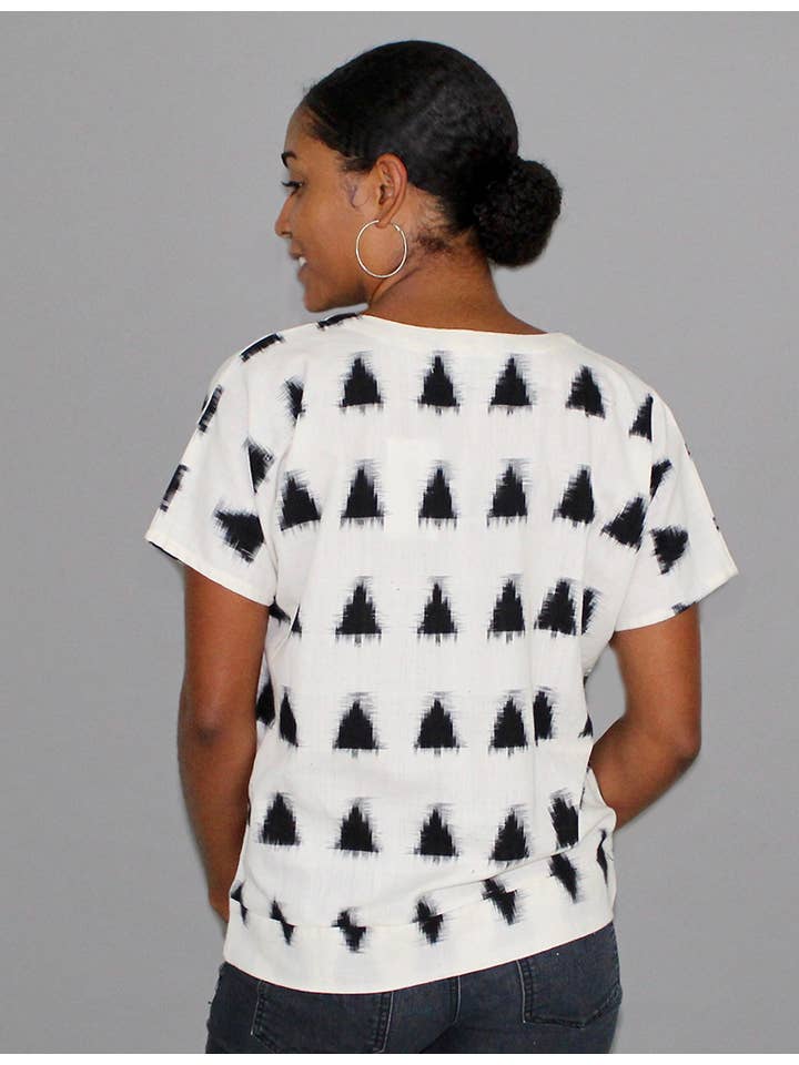 Passion Lilie - Wholesale T-Shirt - Women's - Dylan Triangle Shirt2