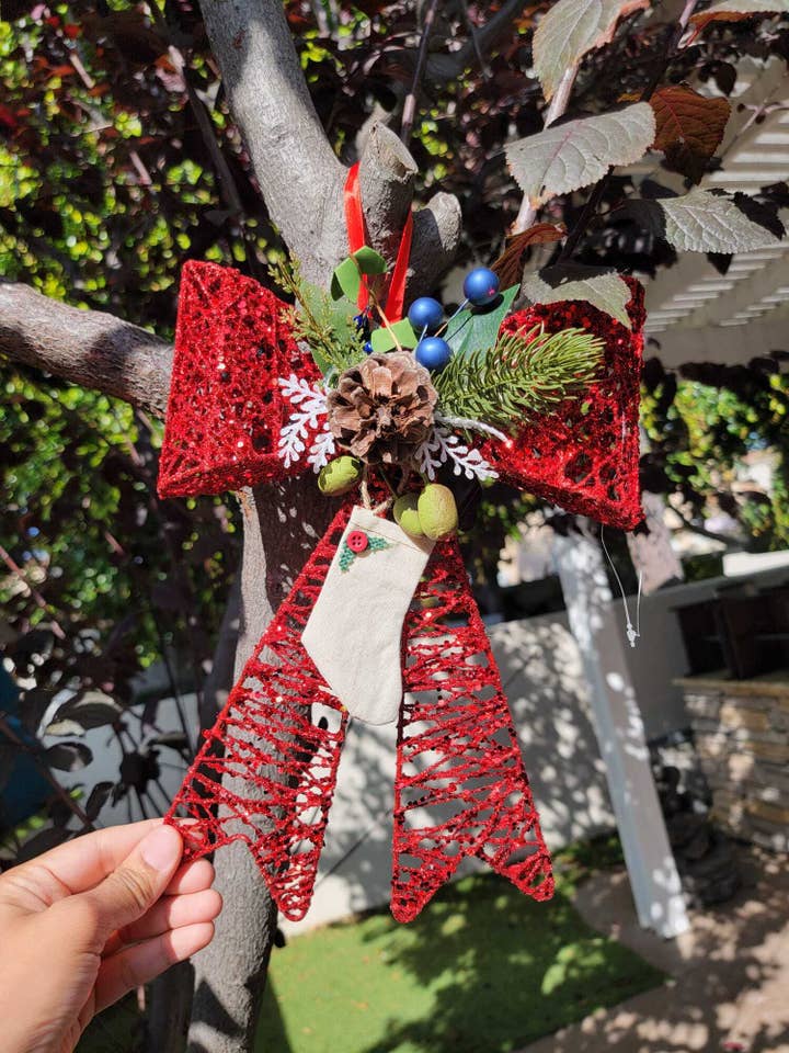 Merry Christmas Wall Decoration for wholesale by Clovehomedesign