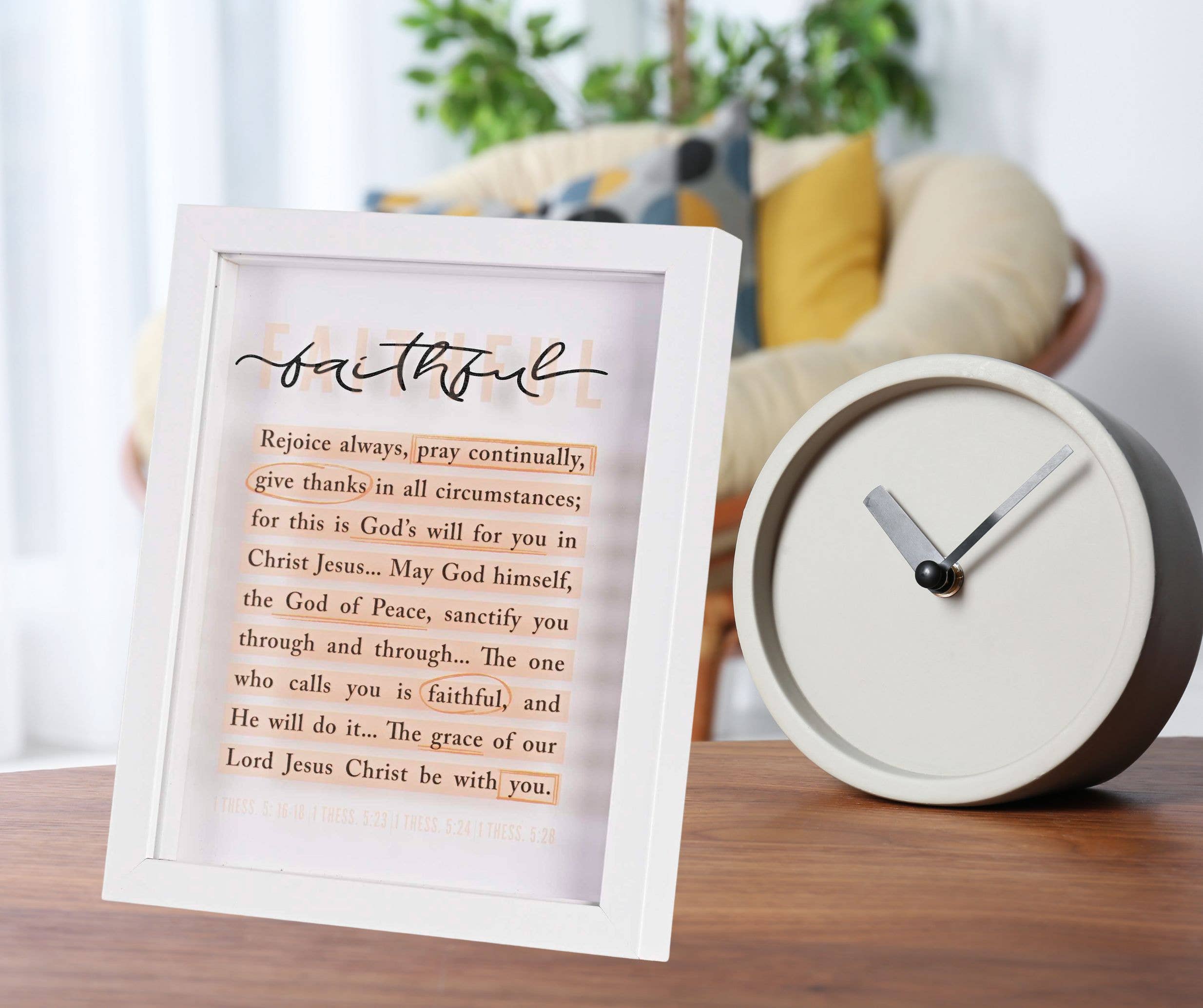 Cottage Garden – wholesale Decorative tabletop object – Framed Art Faithful 8X104