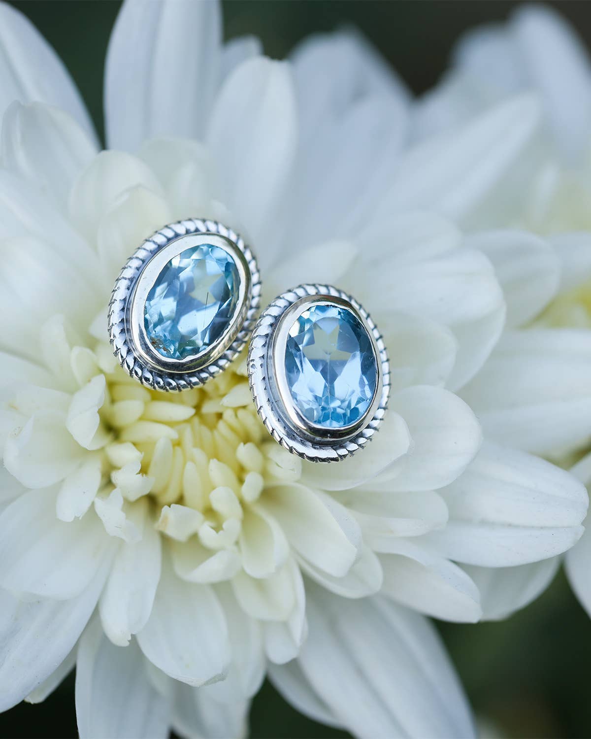 Tiramisu - Vendita all'ingrosso Orecchini a bottone - Orecchini a bottone in argento Sterling 925 con topazio azzurro cielo1