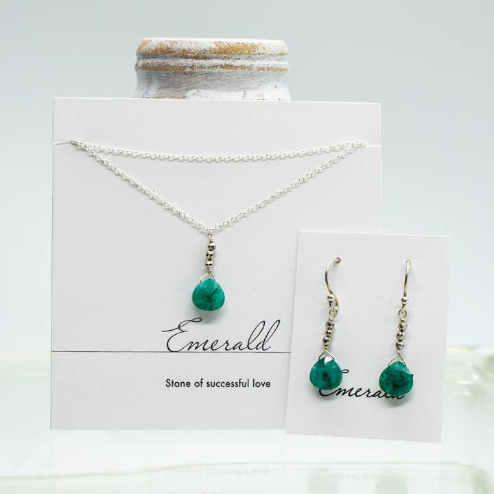 Susan Roberts Jewelry - Wholesale Jewelry Set - Emerald Silver Raindrop Set0