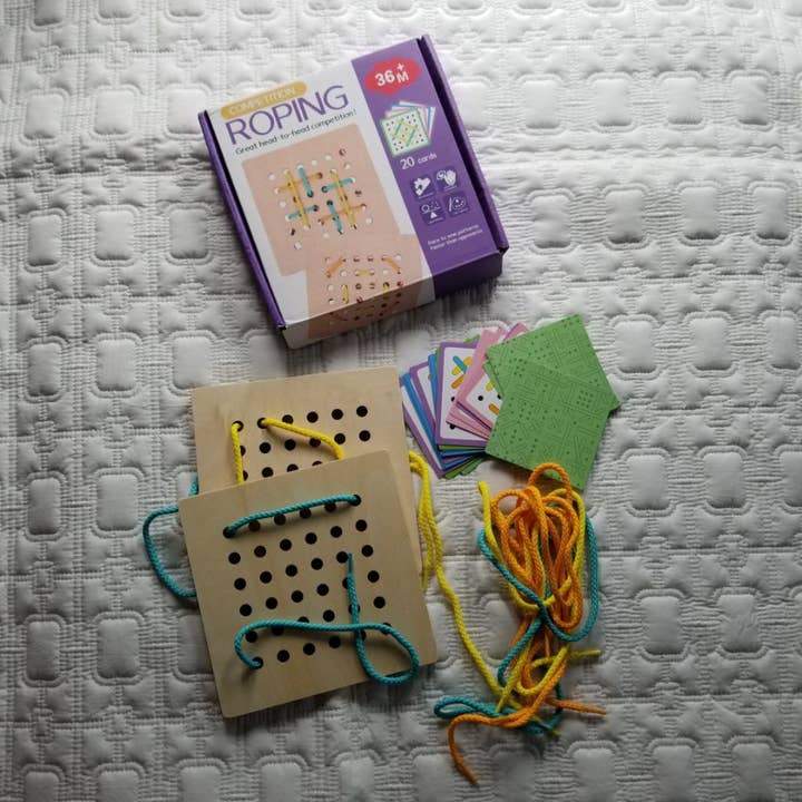 D & C TOYS - Wholesale Wood Toy - Kids - Montessori Wooden Weaving Roping Board Lacing Toy1